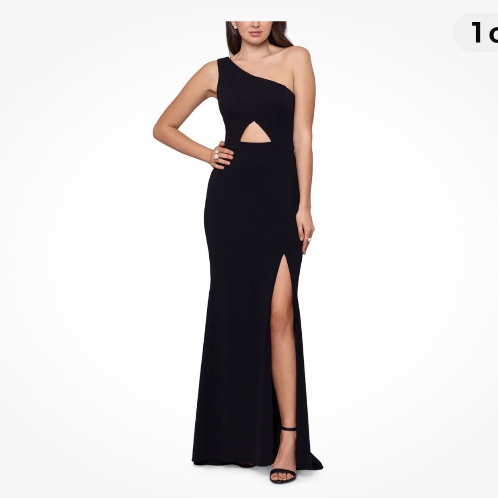 Xscape Black One-Shoulder Scuba Crepe Gown w/Cutout NWOT